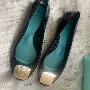 oka B black ballet jellies